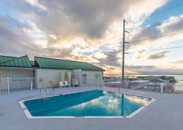 3 Bedroom With Vaulted Ceilings & Scenic Views Holiday home Ocean City